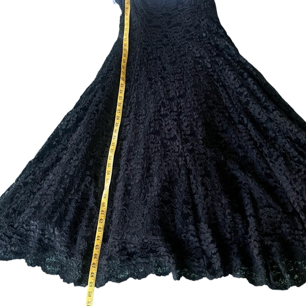 Vintage 90s Black Lace Off Shoulder Formal Gown Dress Sz M Timeless Chic Maxi - Picture 5 of 9